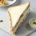 Sándwich Pollo-Queso Tentempié (Interior 2).webp